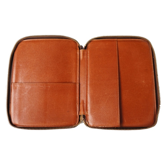 LOUIS VUITTON MONOGRAM PASSPORT TRAVEL AGENDA - Picture 7 of 8